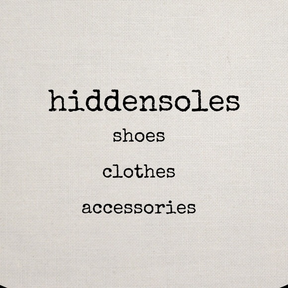Shop @hiddensoles - Picture 1 of 8